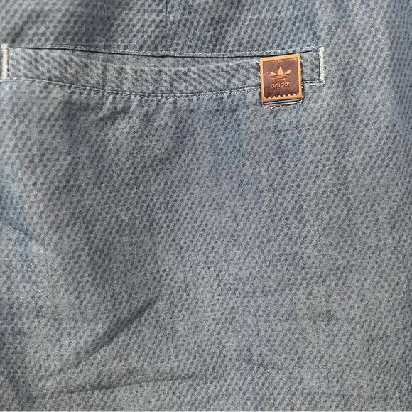 Adidas Blue Chino Style Gold Shorts Size 36 - Picture 3 of 5